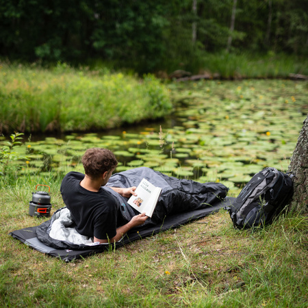 ŚPIWÓR ULTRA LIGHT CZARNO-MIĘTOWY NILS CAMP