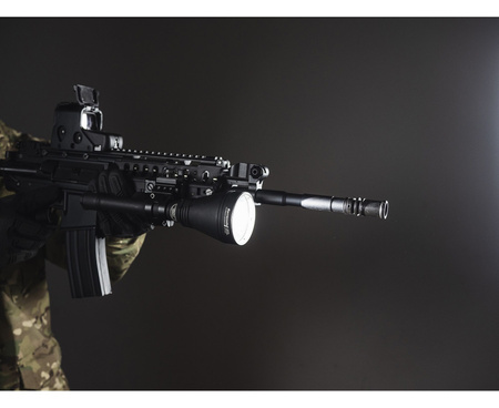 Latarka szperacz Armytek Barracuda Pro